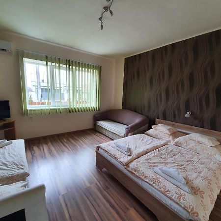 Ladik Vendeghaz Otel Tiszafüred Dış mekan fotoğraf