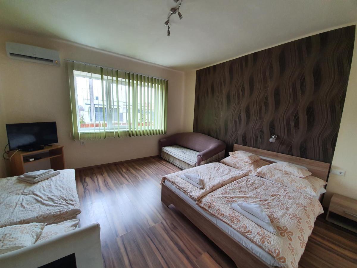 Ladik Vendeghaz Otel Tiszafüred Dış mekan fotoğraf